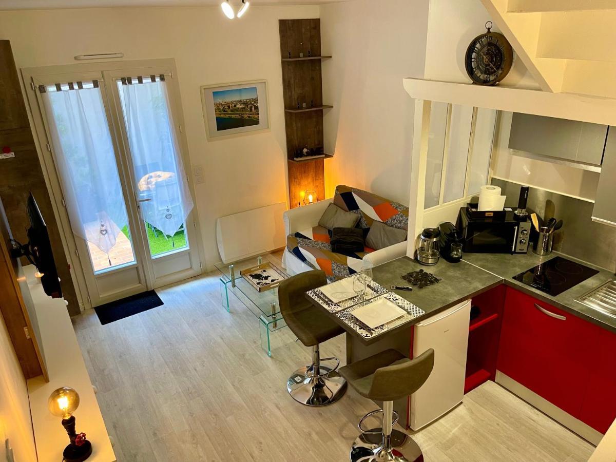 Ferienwohnung Duplex Hyper-Centre Avec Sa Cour Privee Angers Exterior foto
