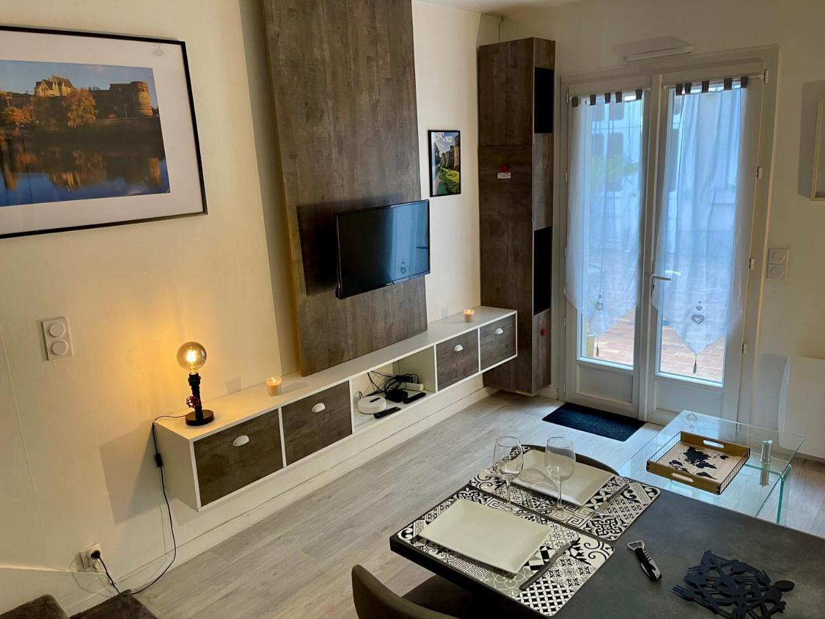 Ferienwohnung Duplex Hyper-Centre Avec Sa Cour Privee Angers Exterior foto