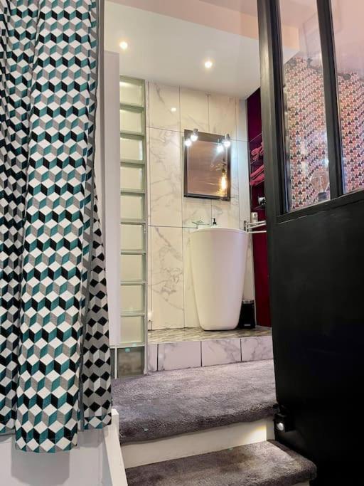 Ferienwohnung Duplex Hyper-Centre Avec Sa Cour Privee Angers Exterior foto